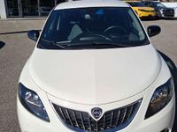 Usata Lancia Ypsilon Silver 69 CV (50 kW) 2022 Bianco Utilitaria