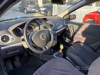 Käytetty Renault Clio II 98 HP (72 kW) 2006 Musta Sedan