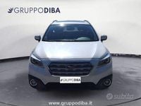 Usado Subaru Outback Style 150 CV (110 kW) 2015 Blanco Familiar