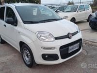 Usata Fiat Panda Street 70 CV (51 kW) 2022 Bianco Utilitaria