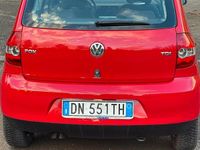 Usata VW Fox 70 CV (51 kW) 2008 Rosso Utilitaria