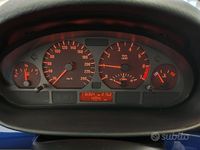 Usata BMW 318 Sport Line 143 CV (105 kW) 2002 Viola Berlina