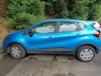 Usata Renault Captur 90 CV (66 kW) 2015 Blu SUV