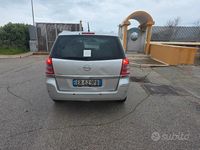 Usata Opel Zafira 150 CV (110 kW) 2013 Grigio Monovolume