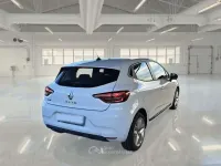 Usata Renault Clio V Zen 101 CV (74 kW) 2021 Bianco Berlina
