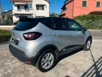 Usata Renault Captur 90 CV (66 kW) 2019 Grigio SUV