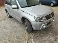 Usata Suzuki Vitara 109 CV (80 kW) 2005 Grigio SUV