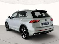 Usata VW Tiguan R-line 150 CV (110 kW) 2023 Reflex silver metallizzato SUV