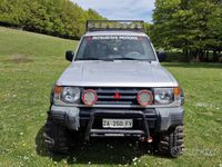 Usata Mitsubishi Pajero 100 CV (73 kW) 1998 Grigio SUV