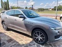 Usata Maserati Levante 275 CV (202 kW) 2017 Grigio SUV
