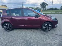 Usata Renault Scénic 116 CV (85 kW) 2016 Monovolume