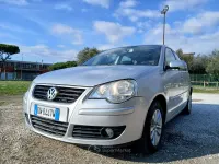 Begagnad VW Polo Comfortline 80 HK (58 kW) 2009 Silver Halvkombi