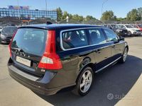 Usata Volvo V70 Momentum 163 CV (119 kW) 2011 Nero Station wagon
