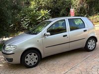 Usata Fiat Punto Dynamic 69 CV (50 kW) 2005 Grigio Utilitaria
