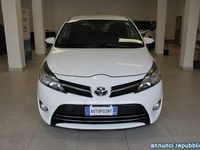 usata Toyota Avensis Verso 1.6 D-4D 7 posti Venezia