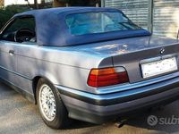 Usata BMW 320 Cabriolet 150 CV (110 kW) 1996 Cabrio