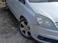 Usata Opel Zafira 2009 Grigio Monovolume