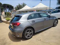 Usata Mercedes A180 Premium 116 CV (85 kW) 2019 Grigio Berlina