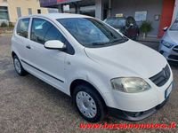 Usata VW Fox 54 CV (39 kW) 2006 Bianco pastello Utilitaria