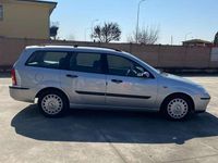 Usata Ford Focus Ambiente 101 CV (74 kW) 2003 Argento Station wagon