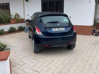 Usata Lancia Ypsilon 69 CV (50 kW) 2017 Nero Utilitaria