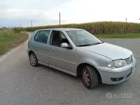 Usata VW Polo 45 CV (33 kW) 2001 Grigio Utilitaria