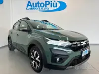 Usata Dacia Sandero Expression 110 CV (80 kW) 2023 Verde Berlina