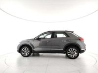 Usata VW T-Roc Style 110 CV (80 kW) 2022 Indium grey metallizzato deep black perl SUV