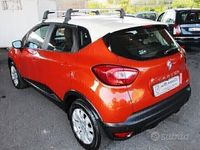 Usata Renault Captur Business 90 CV (66 kW) 2014 Arancione perlato SUV