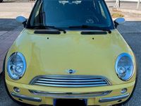 Usata Mini Cooper Coupé 116 CV (85 kW) 2003 Giallo Coupé