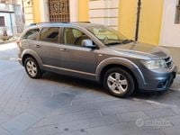 Usata Fiat Freemont Urban 140 CV (102 kW) 2012 Grigio SUV