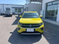 Usata VW T-Cross R-line 116 CV (85 kW) 2024 Giallo SUV