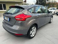 Usata Ford Focus 95 CV (69 kW) 2015 Grigio Berlina