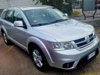 Usata Fiat Freemont Lounge 170 CV (125 kW) 2013 Argento SUV