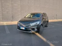 Usata Ford Kuga Titanium 120 CV (88 kW) 2017 SUV