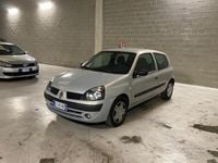 Usata Renault Clio II LIMITED 58 CV (42 kW) 2003 Grigio Berlina