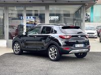Second-hand Kia Stonic 116 CP (85 kW) 2019 Negru SUV