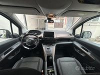 Usata Peugeot Rifter 131 CV (96 kW) 2019 Grigio Monovolume