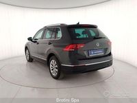 Usata VW Tiguan Life 150 CV (110 kW) 2023 Grigio metallizzato SUV
