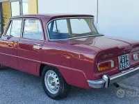 Usata Alfa Romeo Giulia Super 88 CV (64 kW) 1970 Utilitaria