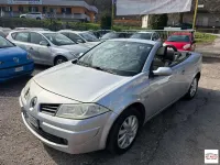 Usata Renault Mégane Cabriolet Dynamique 112 CV (82 kW) 2007 Argento Cabrio