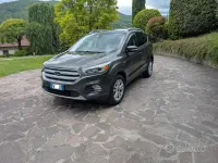 Usata Ford Kuga Titanium 150 CV (110 kW) 2017 Grigio SUV