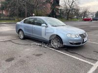 usata VW Passat 3.2 V6 FSI 4mot. DSG Highline