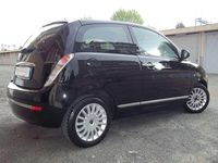 Usata Lancia Ypsilon 69 CV (50 kW) 2012 601/nero masaccio Utilitaria