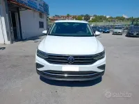 Usata VW Tiguan Elegance 150 CV (110 kW) 2022 Bianco SUV