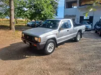 Usata Mitsubishi L200 72 CV (52 kW) 1992 Grigio Pick-up