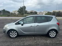 Usata Opel Meriva 120 CV (88 kW) 2011 Grigio Monovolume