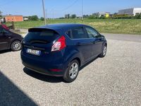 Usata Ford Fiesta 100 CV (73 kW) 2017 Blu Utilitaria