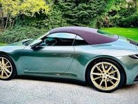 Usata Porsche 911 Carrera 4 Cabriolet 385 CV (283 kW) 2023 Verde Cabrio