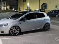 Usata Fiat Grande Punto 90 CV (66 kW) 2006 Grigio Utilitaria